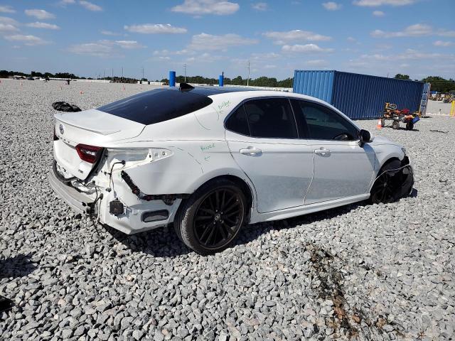  TOYOTA CAMRY 2021 Белый