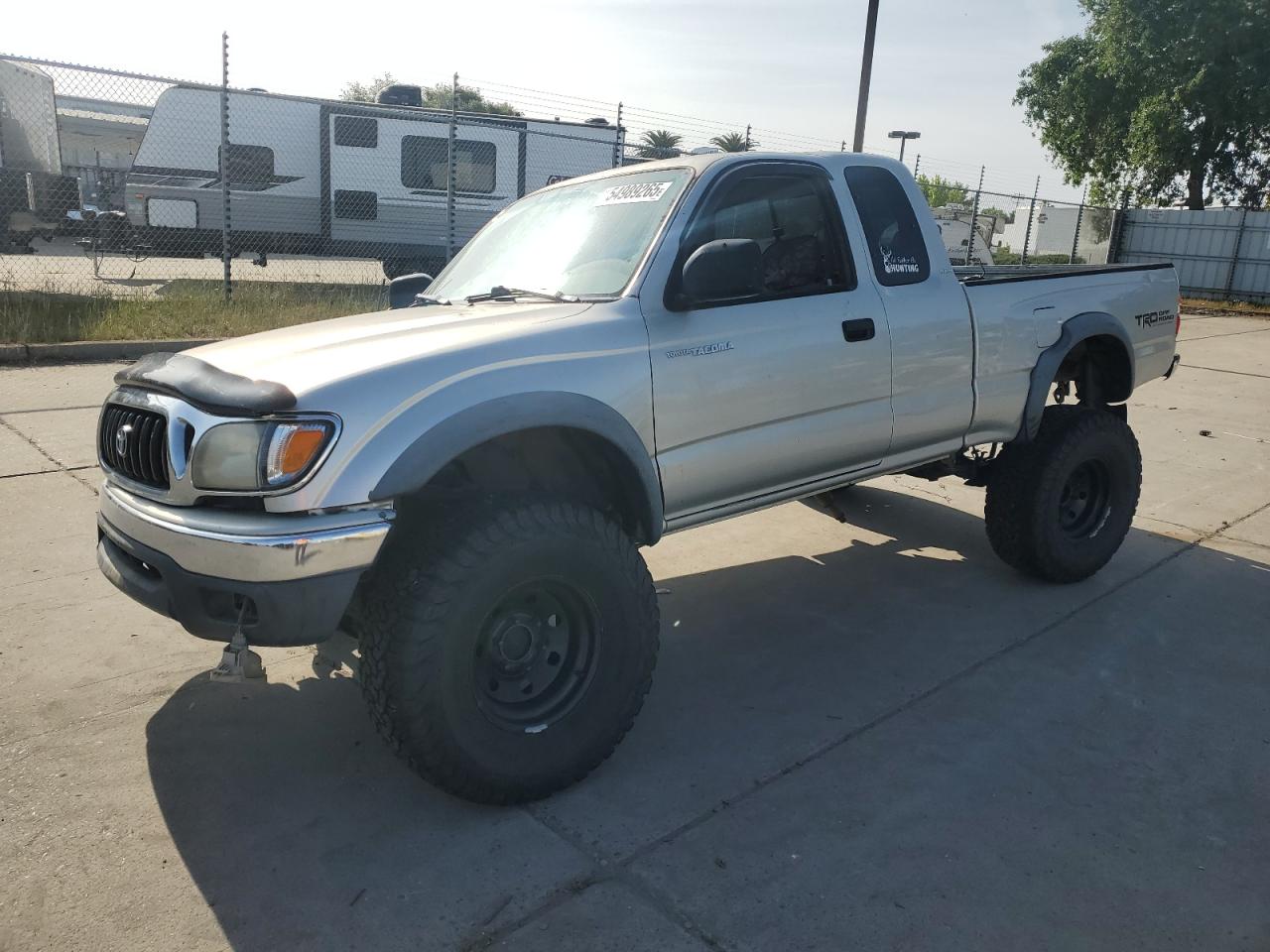 2001 Toyota Tacoma Xtracab for Sale in Sacramento, CA - Front End