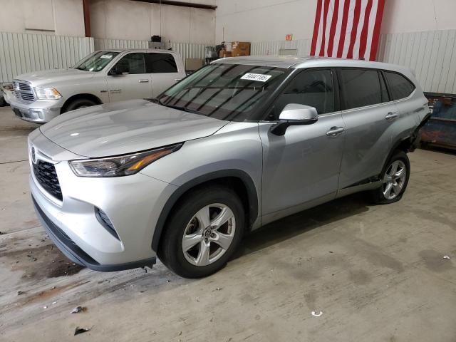  TOYOTA HIGHLANDER 2022 Srebrny