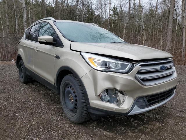  FORD ESCAPE 2018 Kremowy