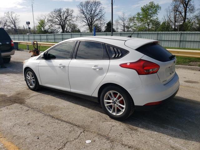 Hatchbacks FORD FOCUS 2015 Biały