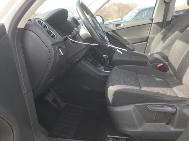  VOLKSWAGEN TIGUAN 2015 Білий