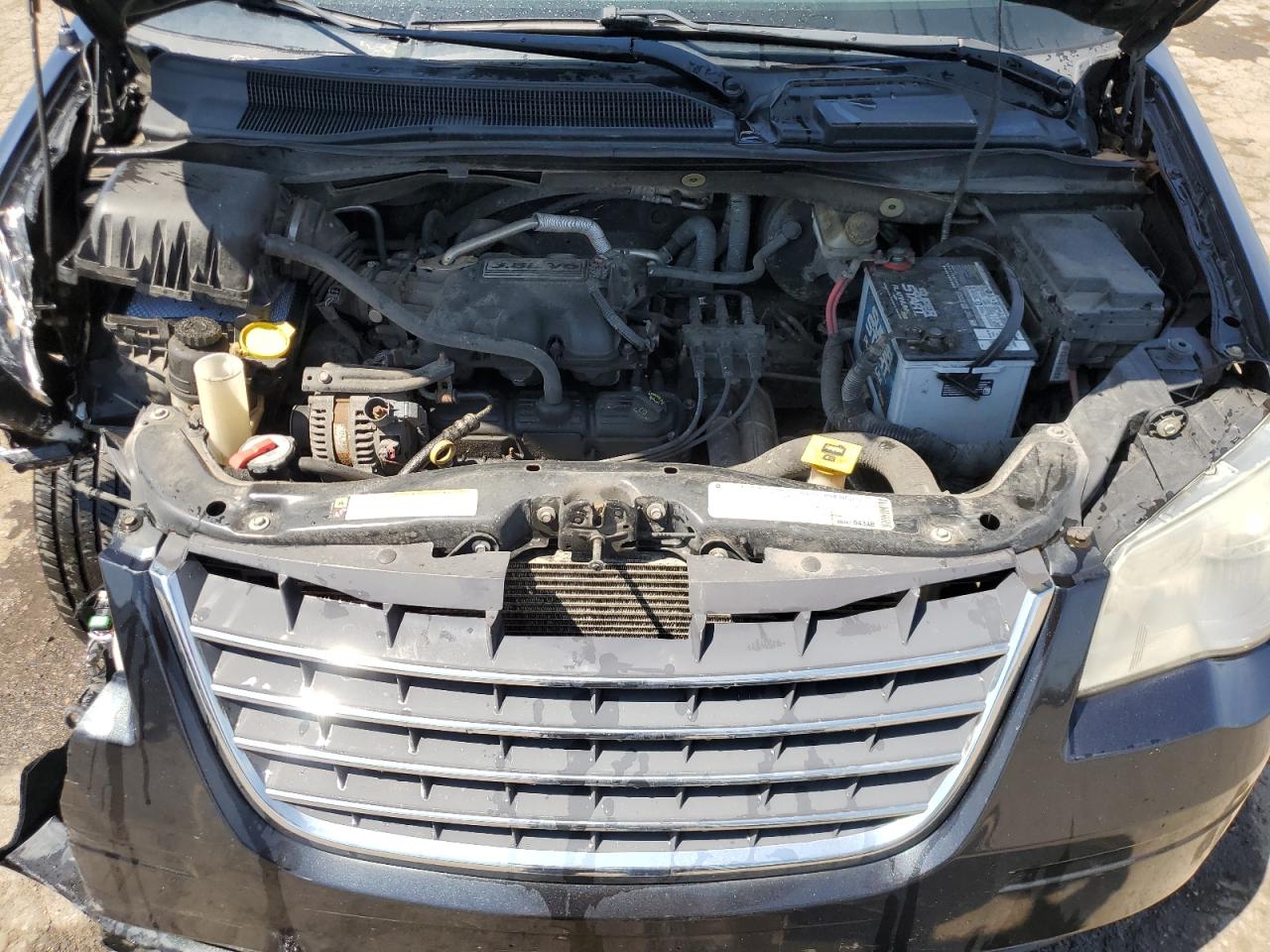 2010 Chrysler Town & Country Touring VIN: 2A4RR5D18AR257163 Lot: 94900375