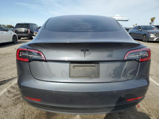  TESLA MODEL 3 2022 Сірий