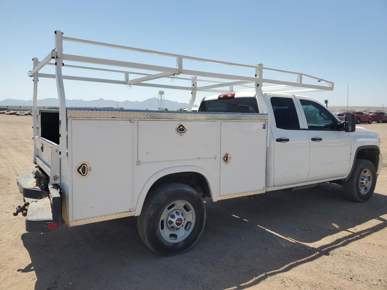 2019 GMC Sierra - Image 3