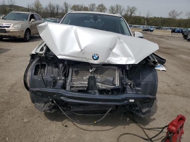  BMW X1 2015 Белый