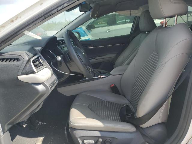  TOYOTA CAMRY 2018 White