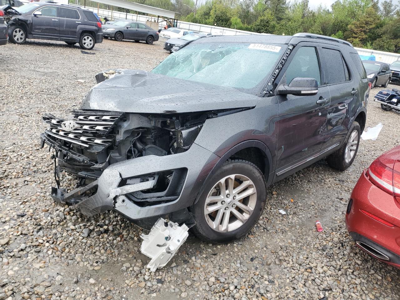 2017 Ford Explorer Xlt for Sale in Memphis, TN - All Over