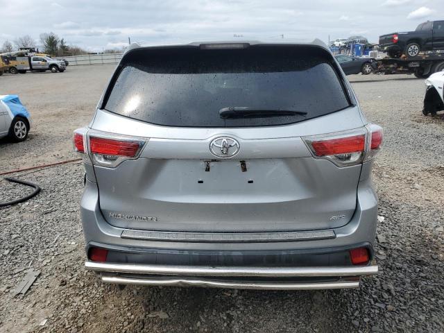  TOYOTA HIGHLANDER 2016 Srebrny