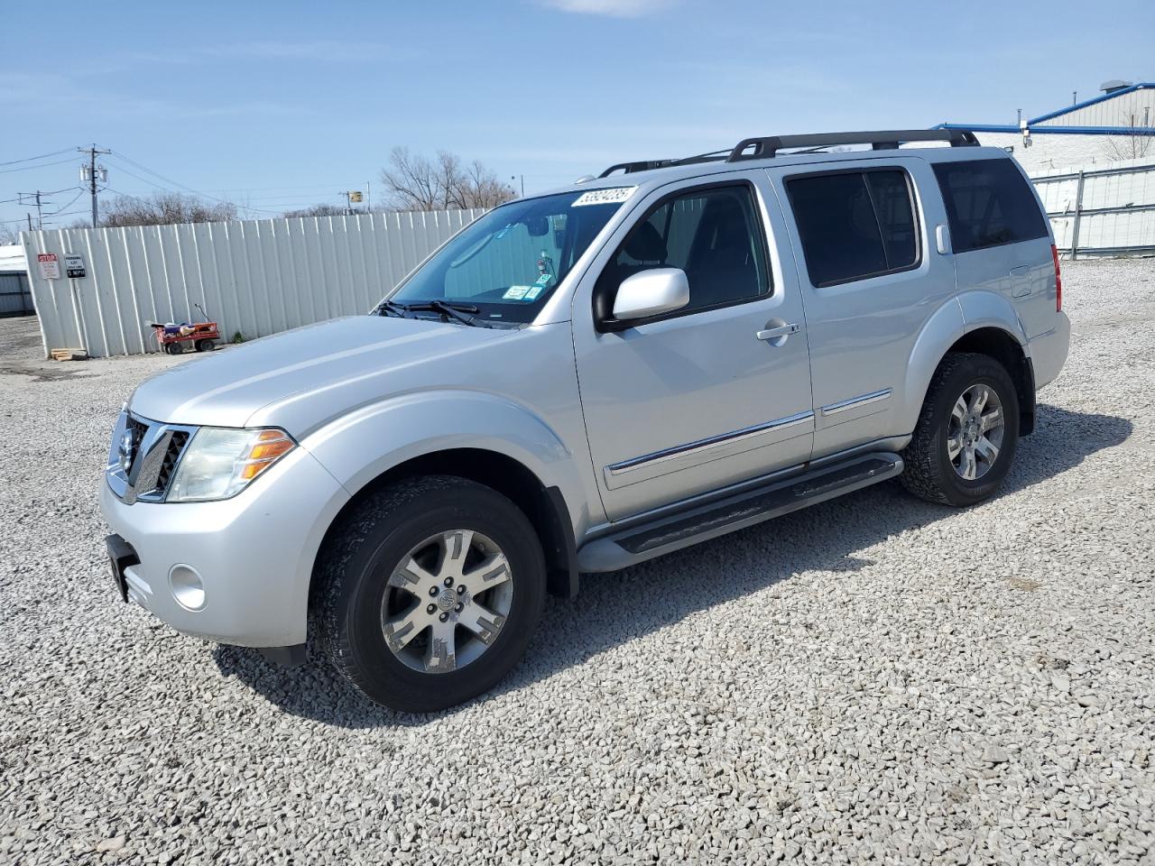 2011 Nissan Pathfinder S