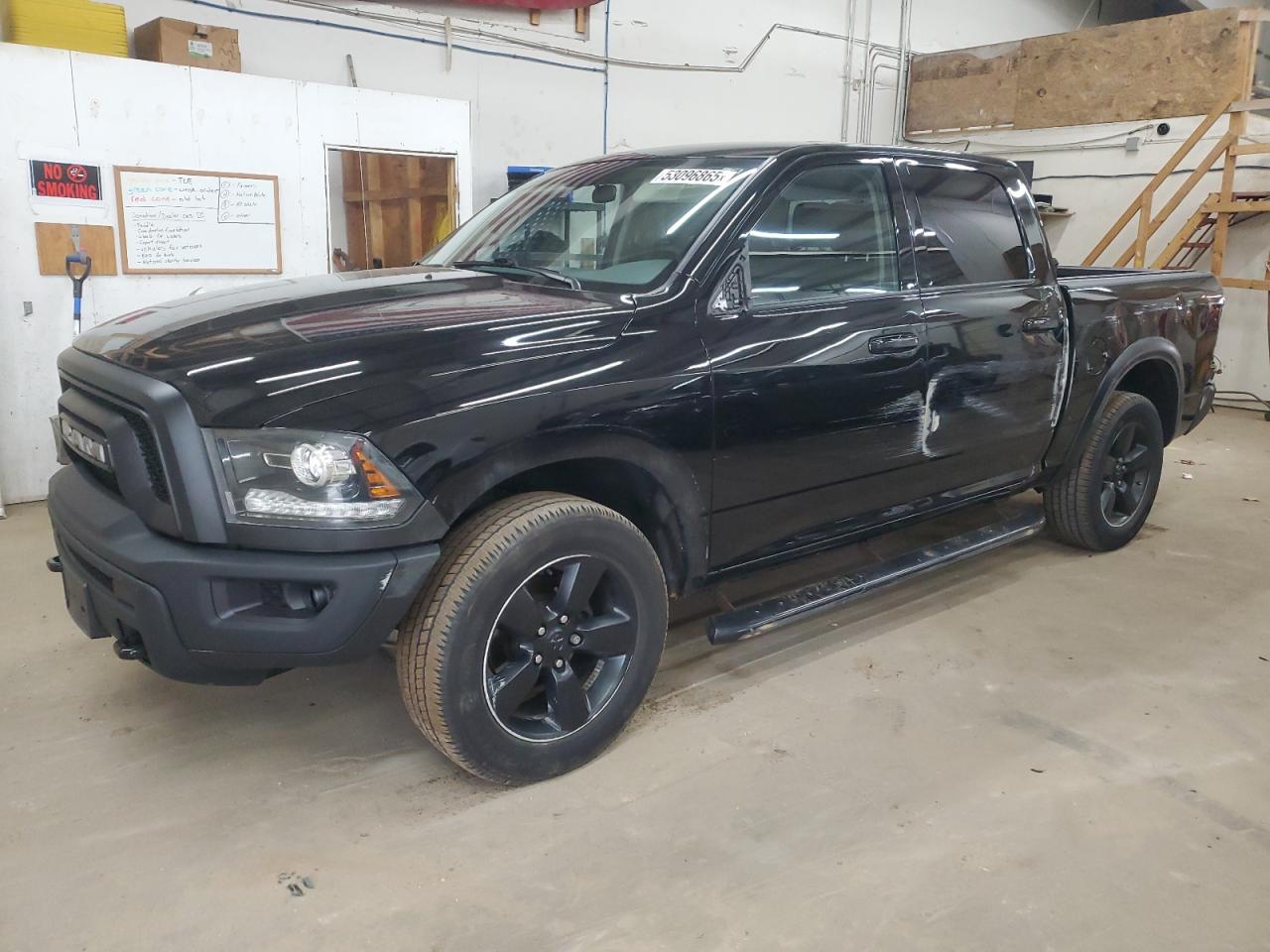 2019 Ram 1500 Classic Slt للبيع في Ham Lake، MN - Rear End