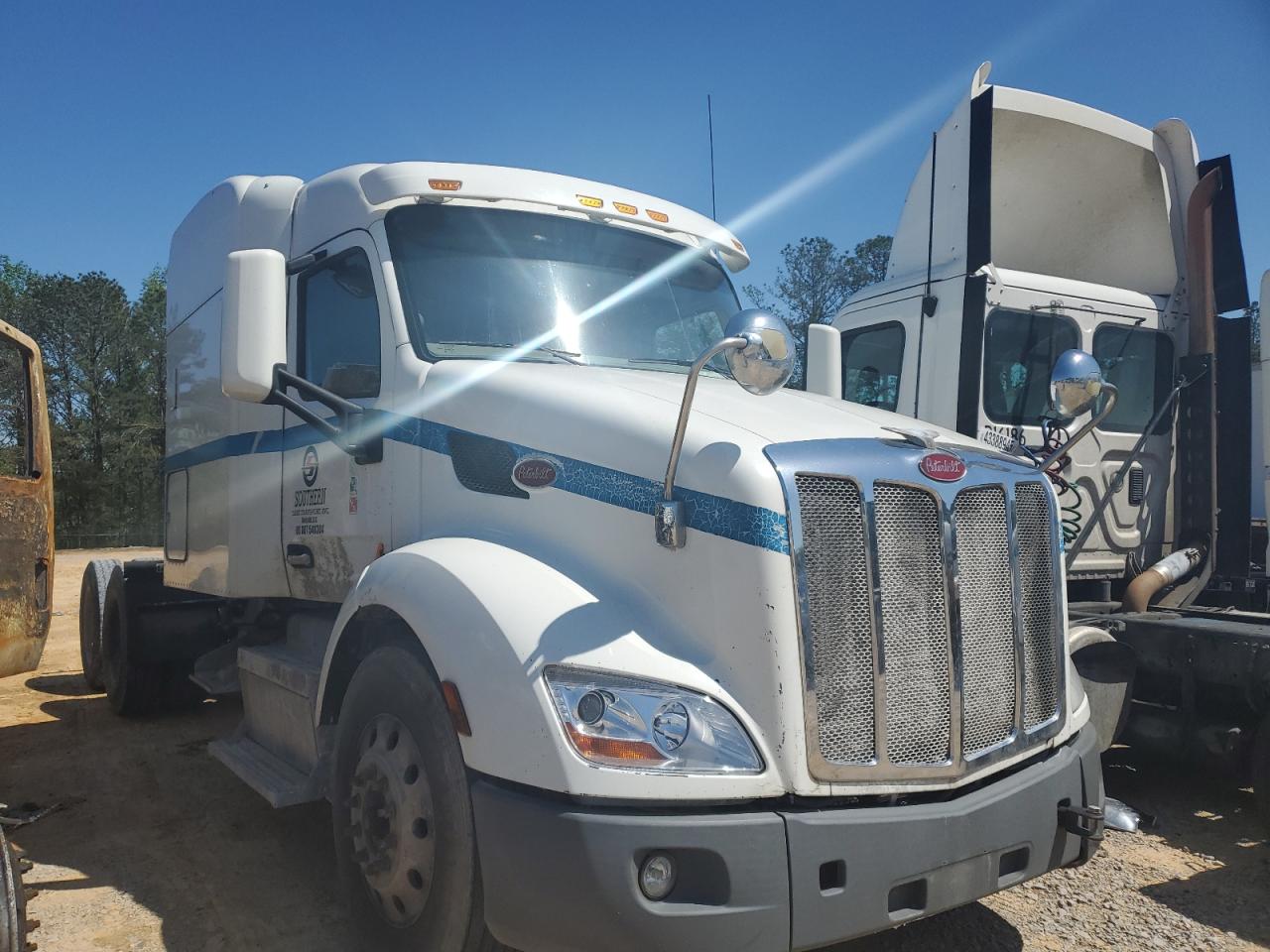 2015 Peterbilt 579 للبيع في Hueytown، AL - Normal Wear