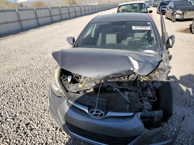  HYUNDAI ELANTRA 2016 Серый