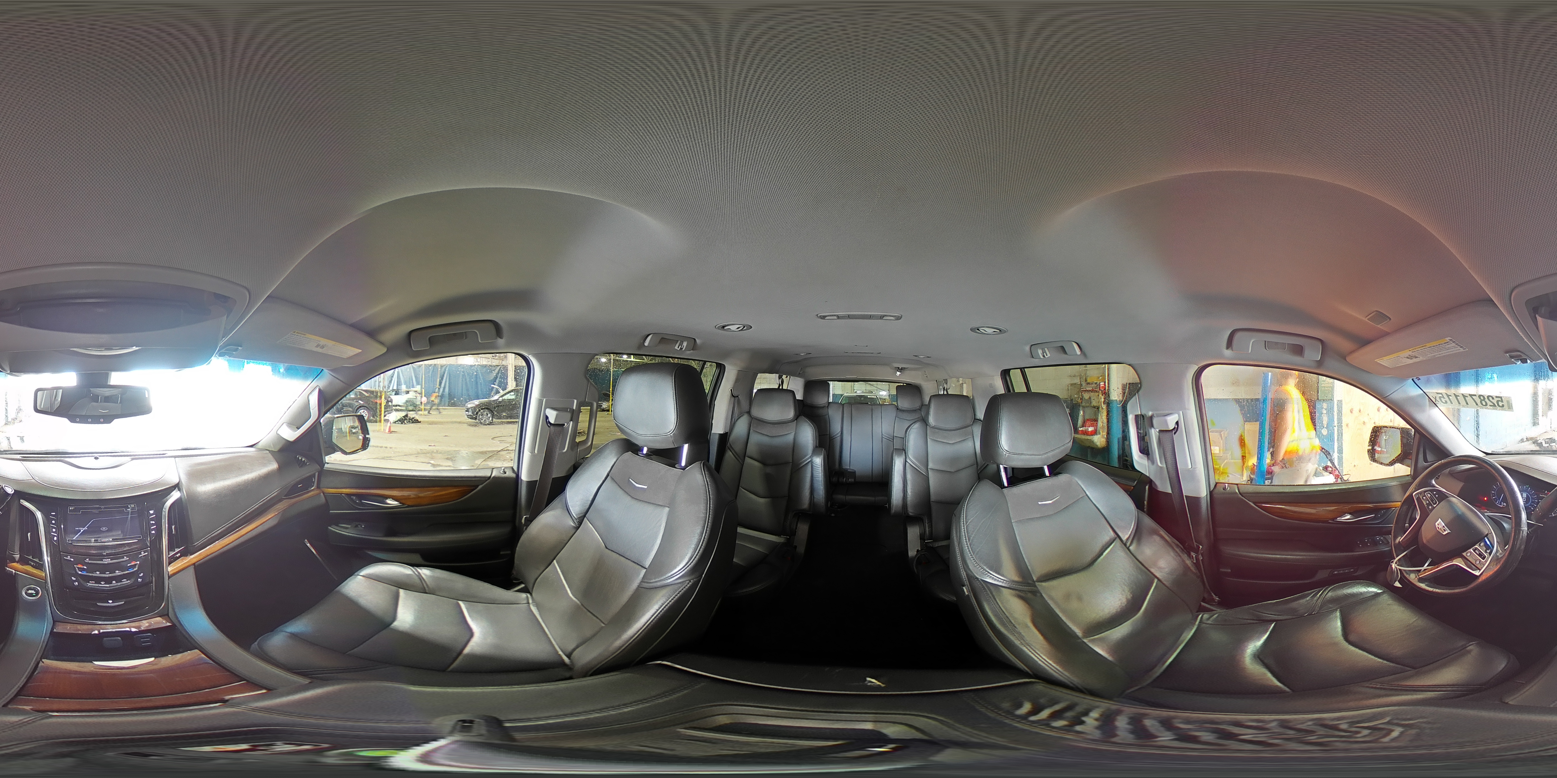1gys4gkj4hr161075 1GYS4GKJ4HR161075 2017 Cadillac Escalade Esv
