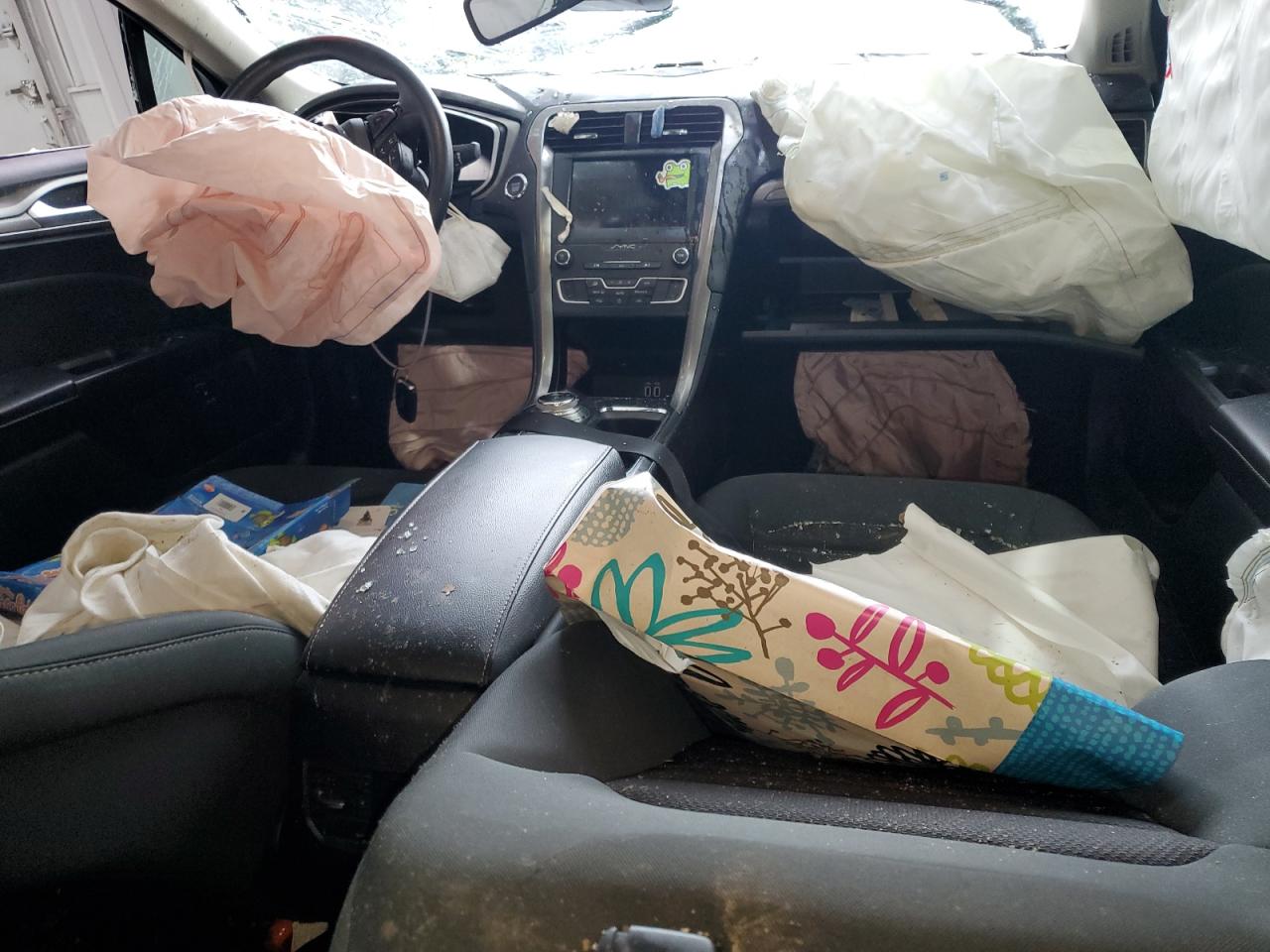 2019 Ford Fusion Se VIN: 3FA6P0LU1KR168923 Lot: 53431955