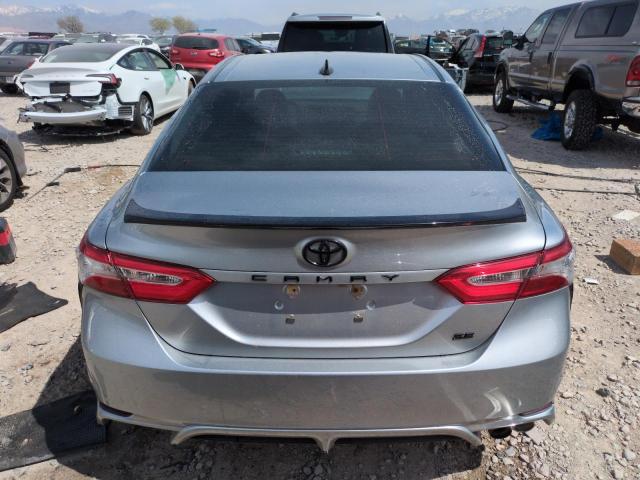  TOYOTA CAMRY 2020 Серебристый