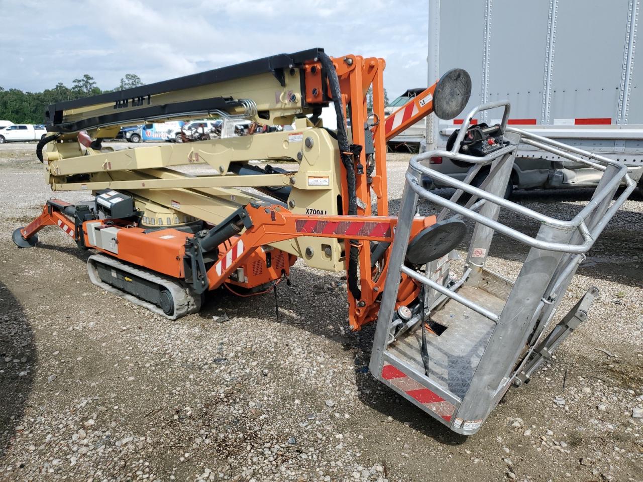 2014 Jlg X700Aj Boom Lift for Sale in Houston, TX - Water/Flood