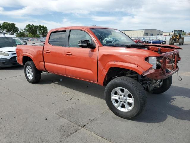  TOYOTA TACOMA 2018 Pomarańczowy