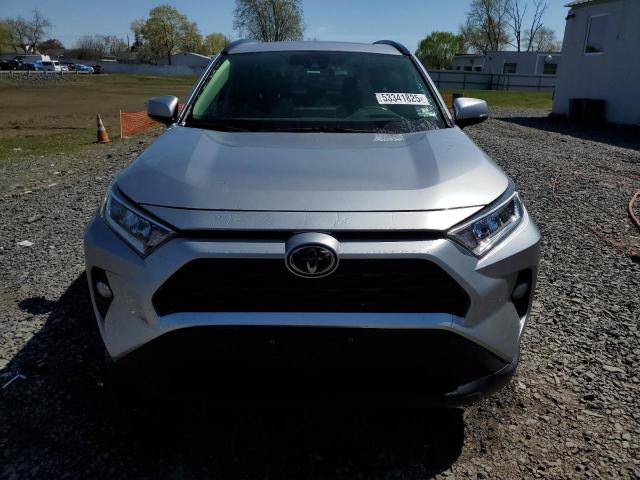  TOYOTA RAV4 2019 Серебристый