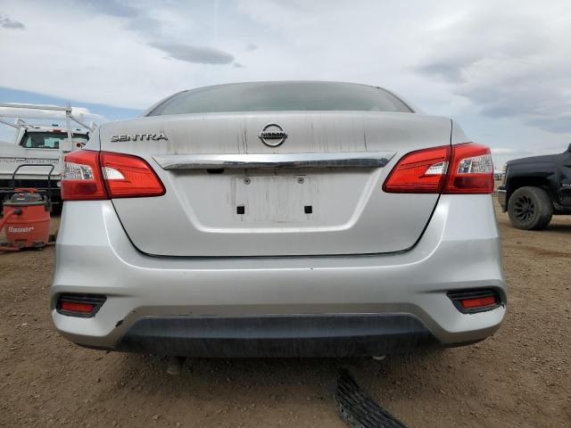  NISSAN SENTRA 2018 Srebrny