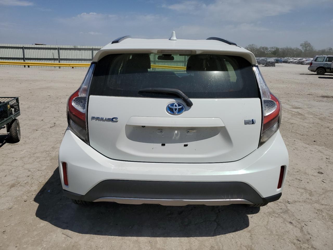 2018 Toyota Prius C VIN: JTDKDTB3XJ1614524 Lot: 53391615
