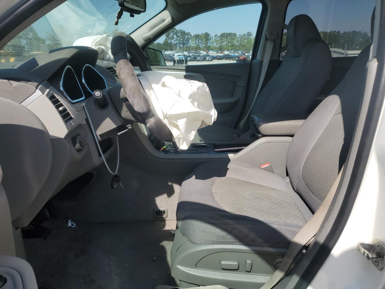 1GNKRFED7CJ249981 2012 Chevrolet Traverse Ls