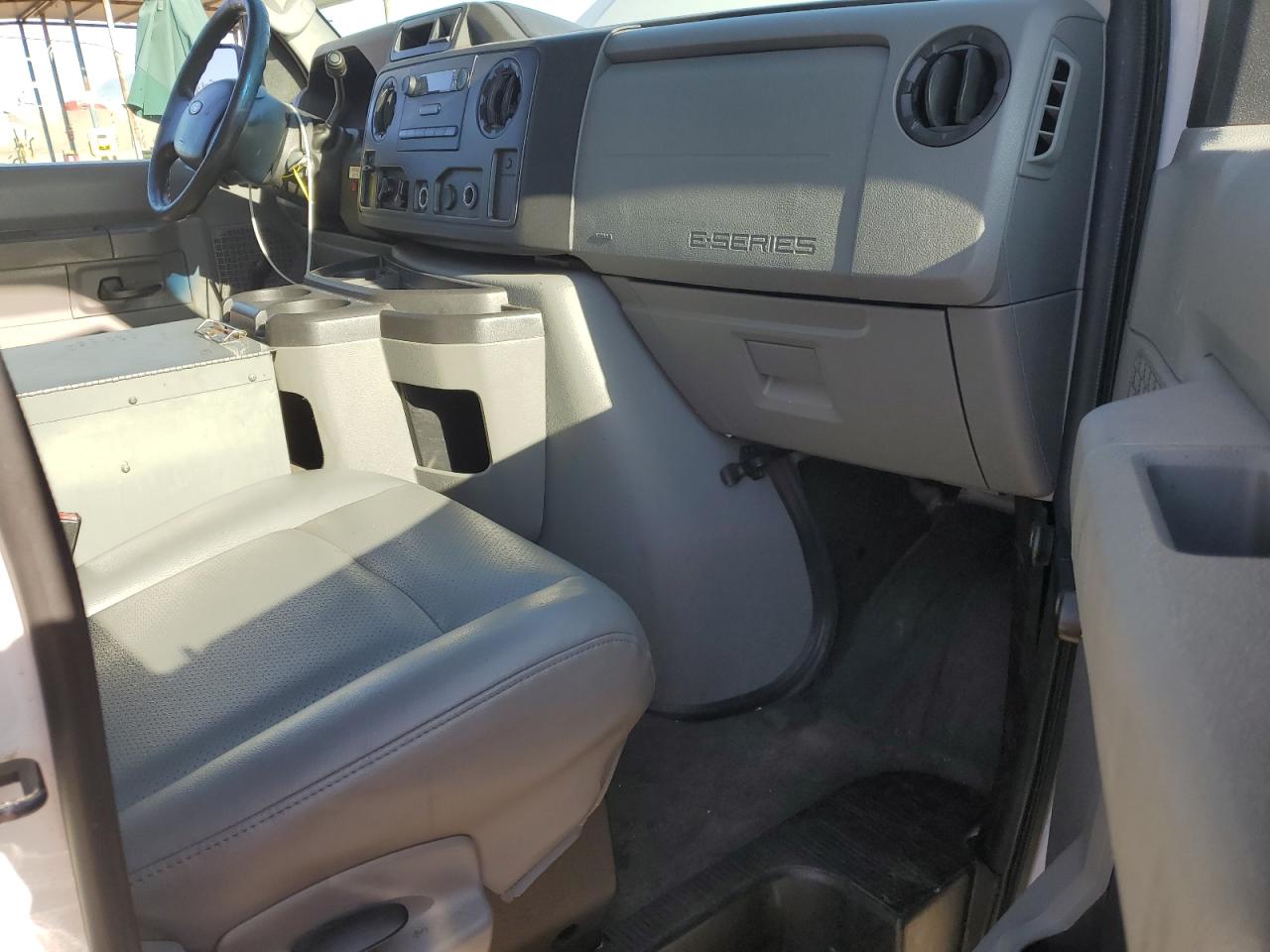 2010 Ford Econoline E250 Van VIN: 1FTNE2EL4ADA09994 Lot: 52294255