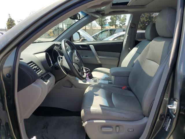  TOYOTA HIGHLANDER 2013 Зелений