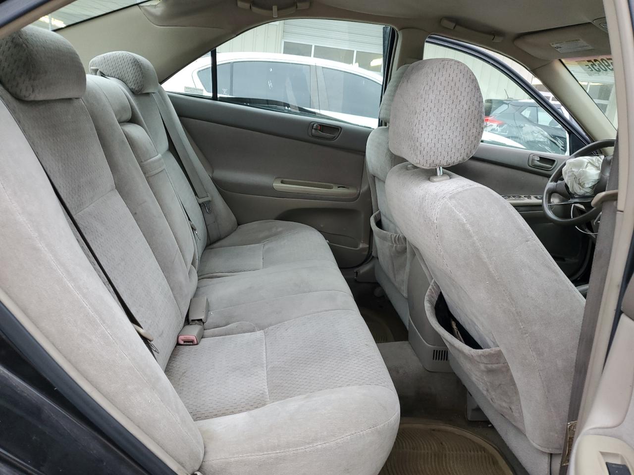 2004 Toyota Camry Le VIN: 4T1BE32K04U851283 Lot: 53525965