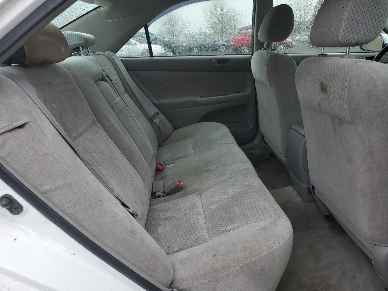 2003 Toyota Camry Le VIN: JTDBE32KX30145206 Lot: 52165395