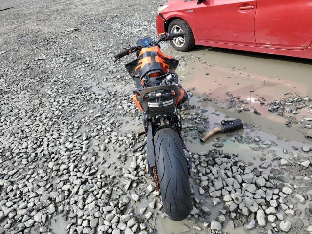  KTM 890 DUKE R 2022 Оранжевий