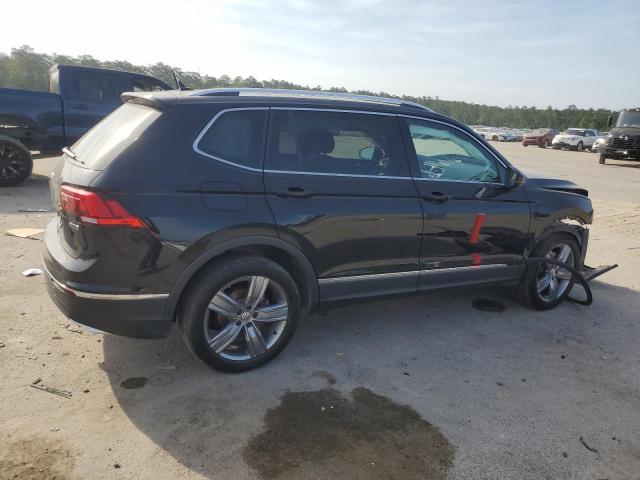  VOLKSWAGEN TIGUAN 2020 Чорний