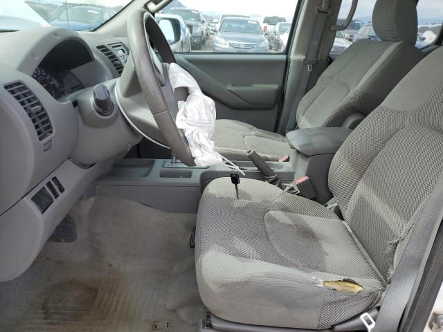 Пикапы NISSAN FRONTIER 2012 Белый