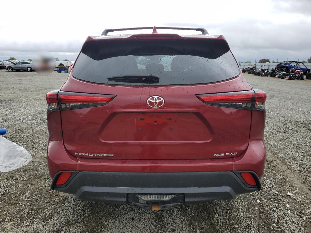 5TDHZRBH0MS092407 2021 Toyota Highlander Xle