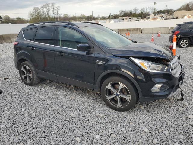  FORD ESCAPE 2018 Черный