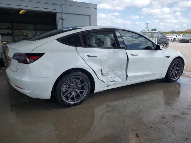  TESLA MODEL 3 2021 Biały