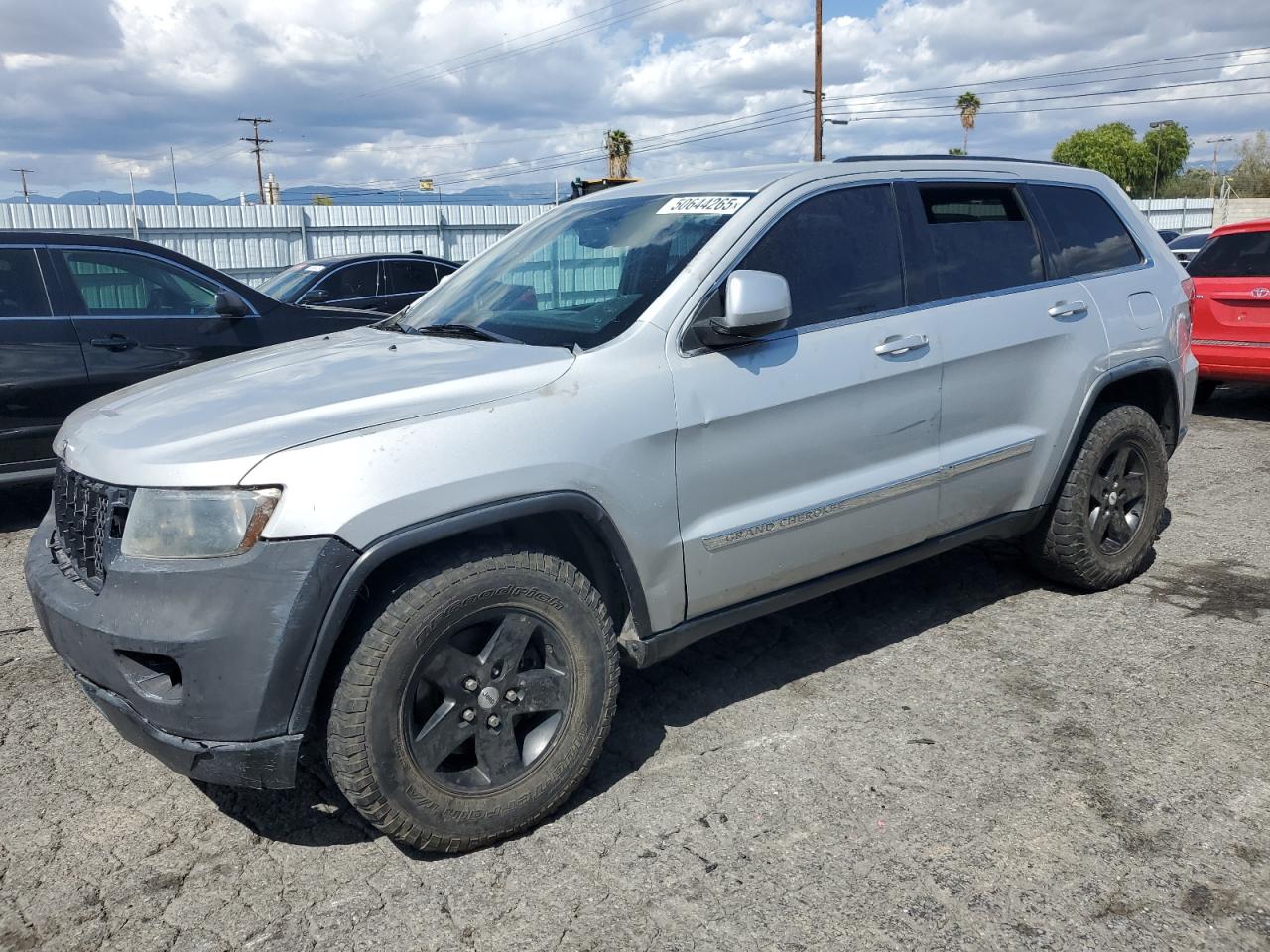 2012 Jeep Grand Cherokee Laredo zu verkaufen in Colton, CA - All Over