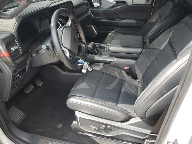  FORD F150 2024 Srebrny