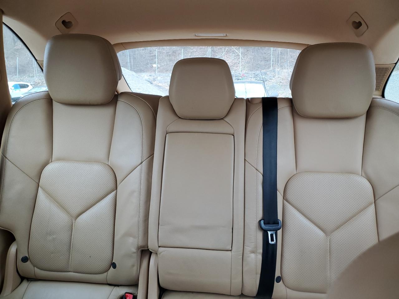 2012 Porsche Cayenne VIN: WP1AA2A22CLA08020 Lot: 52080135