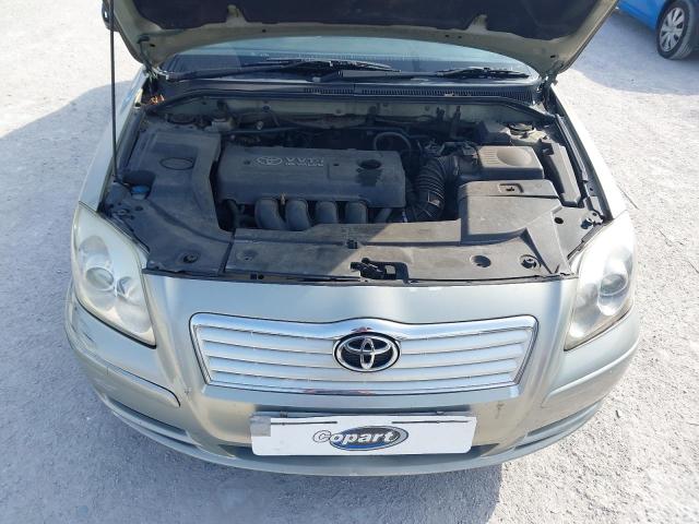 2005 TOYOTA AVENSIS T4