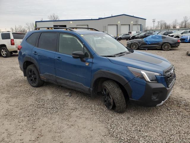  SUBARU FORESTER 2022 Granatowy