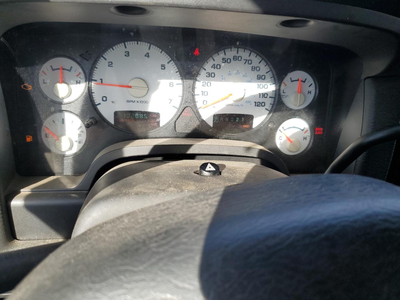 2002 Dodge Ram 1500 VIN: 3D7HU18Z12G150722 Lot: 54432165