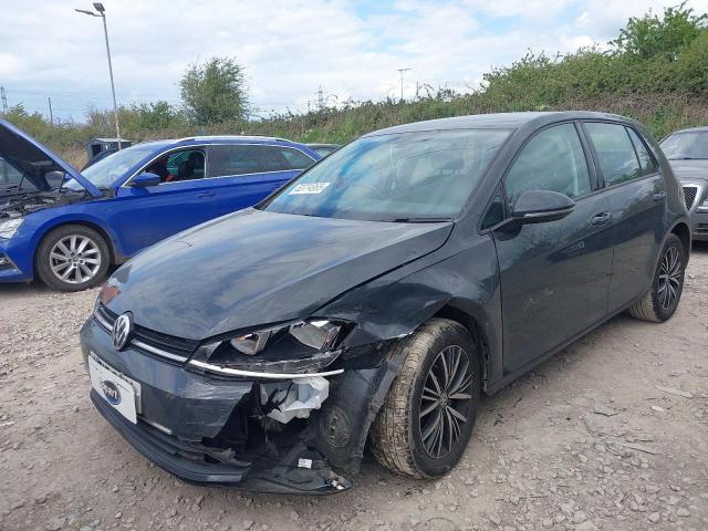 VOLKSWAGEN GOLF SE NA 2017