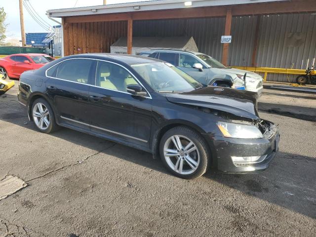Седаны VOLKSWAGEN PASSAT 2014 Черный