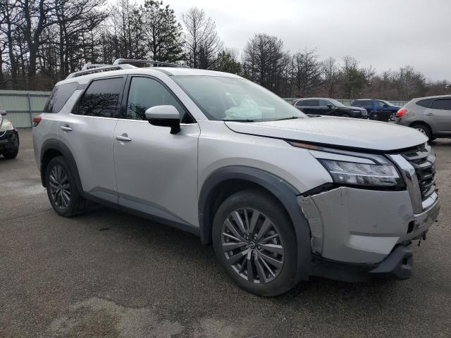  NISSAN PATHFINDER 2024 Srebrny