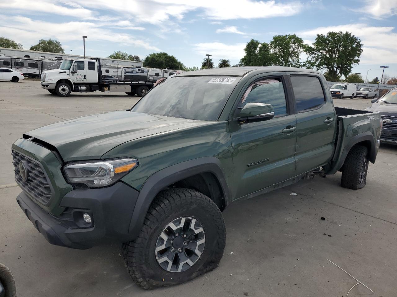 2020 Toyota Tacoma Double Cab продається в Sacramento, CA - All Over