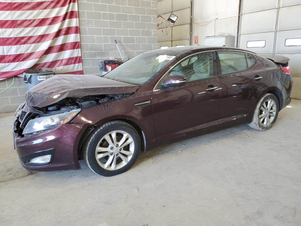 Columbia, MO에서 판매 중인 2013 Kia Optima Ex - Rear End