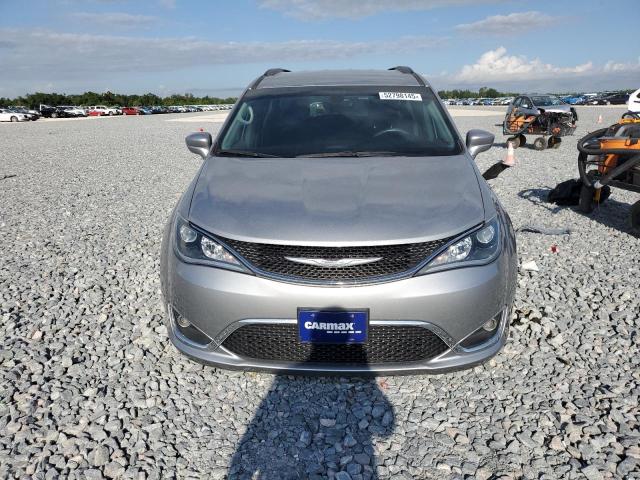  CHRYSLER PACIFICA 2017 Серебристый