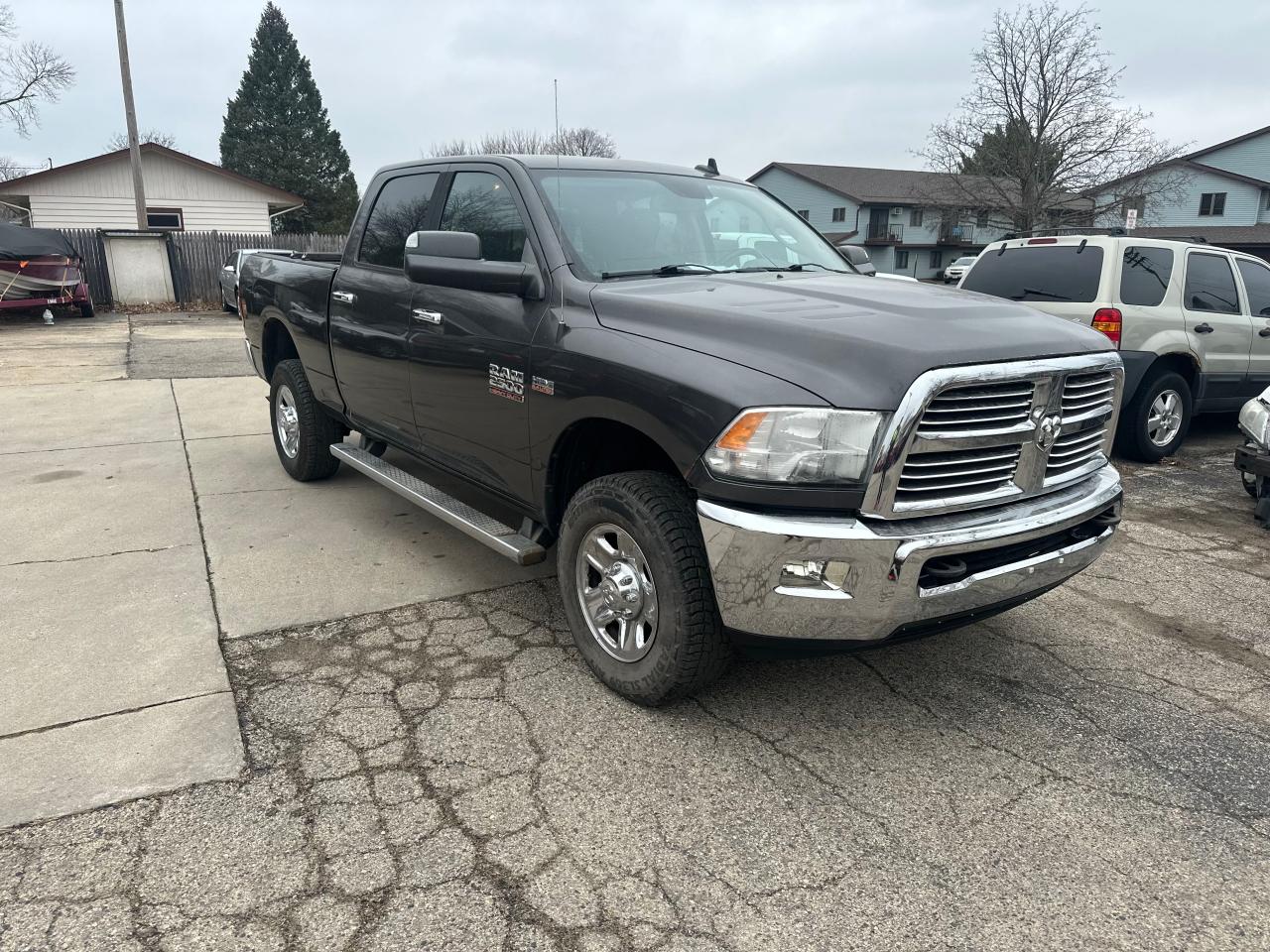 2014 Ram 2500 Slt for Sale in Mcfarland, WI - Minor Dent/Scratches