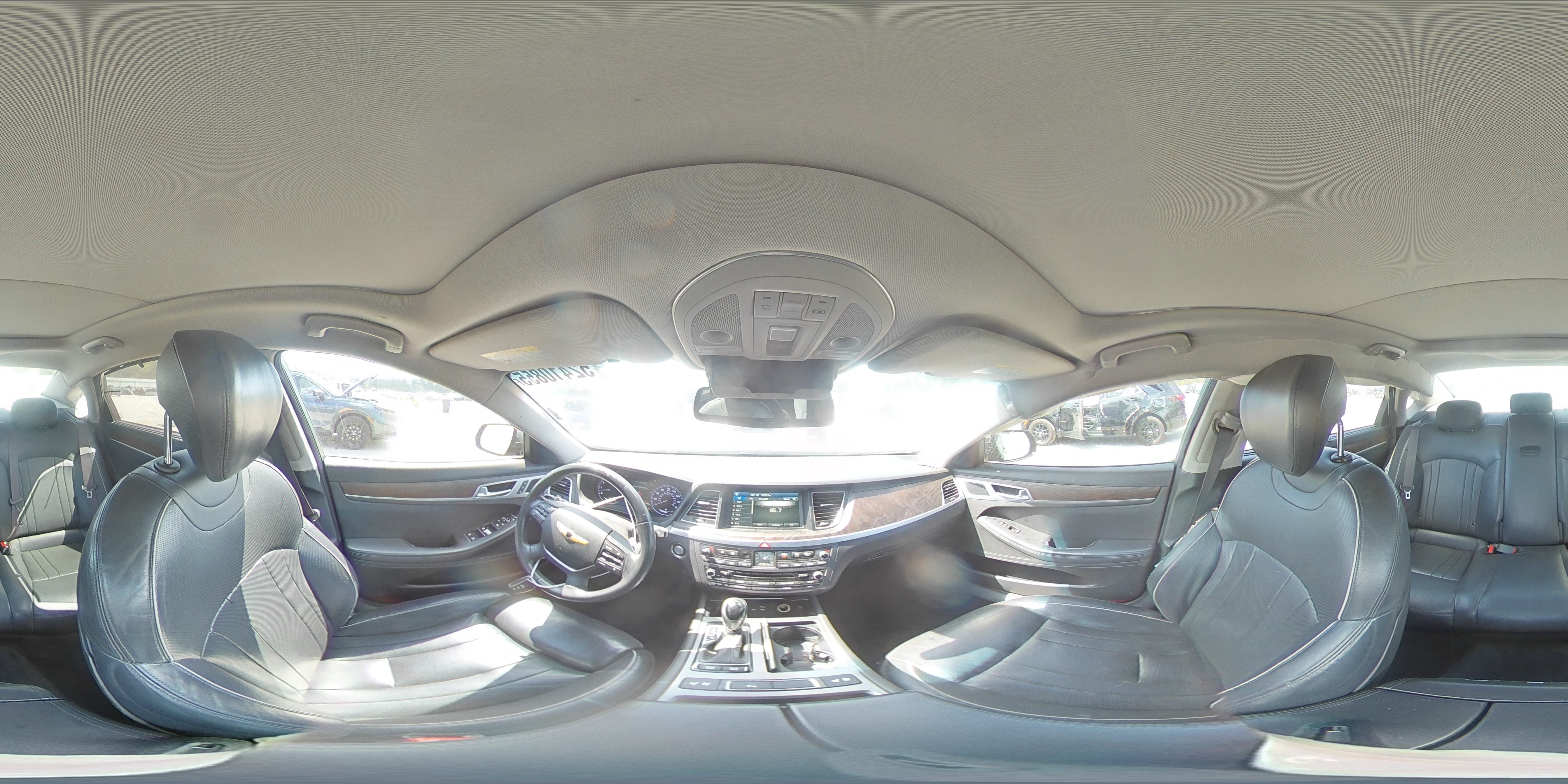 2015 Hyundai Genesis 5.0L VIN: KMHGN4JF2FU072440 Lot: 52410855